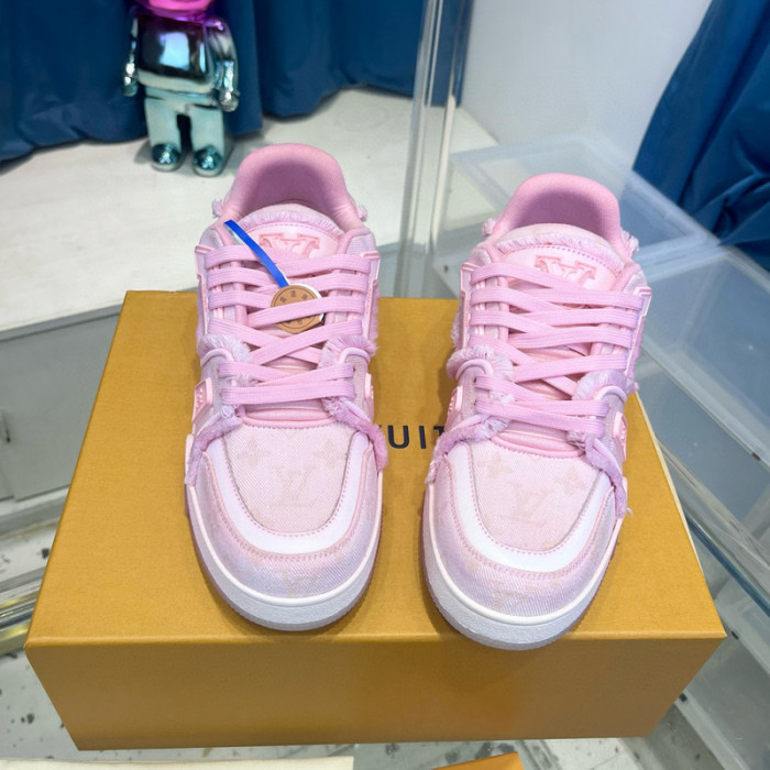 lovt sneaker