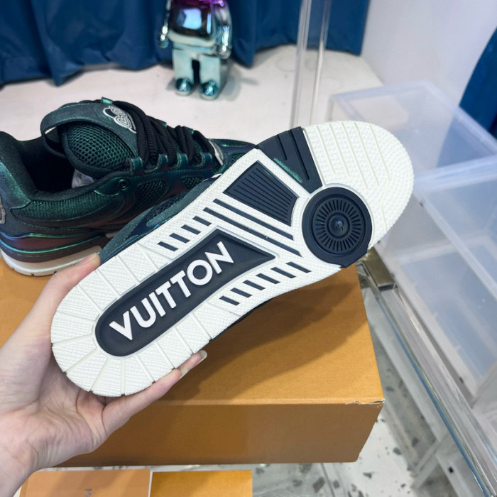 lovt sneaker