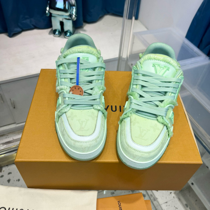 lovt sneaker