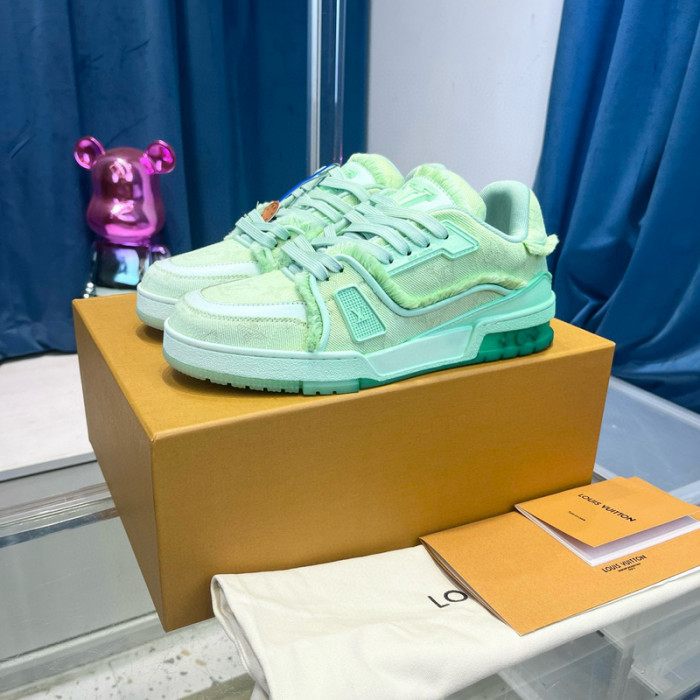 lovt sneaker