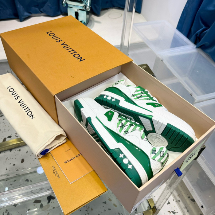 lovt sneaker