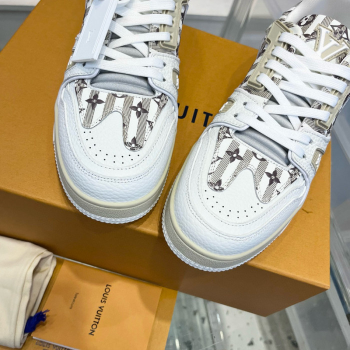 lovt sneaker