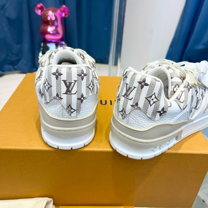 lovt sneaker