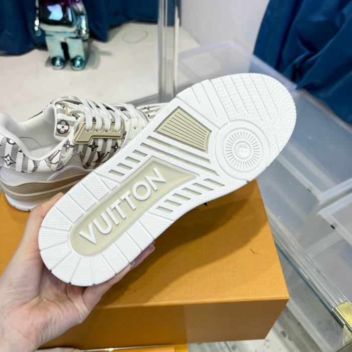lovt sneaker