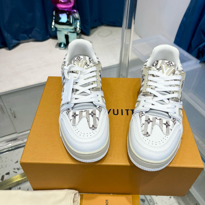 lovt sneaker