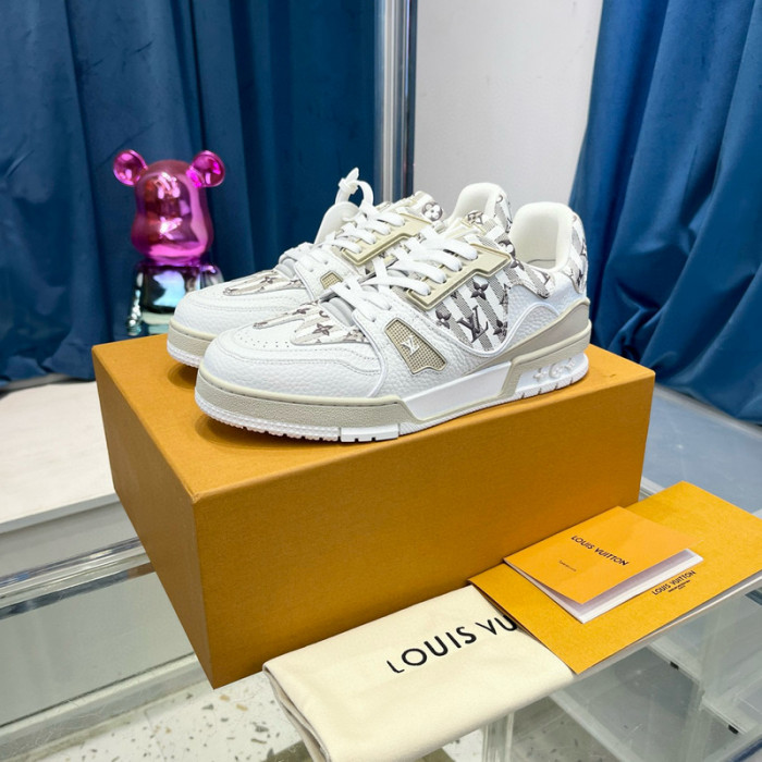 lovt sneaker