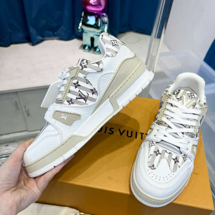 lovt sneaker