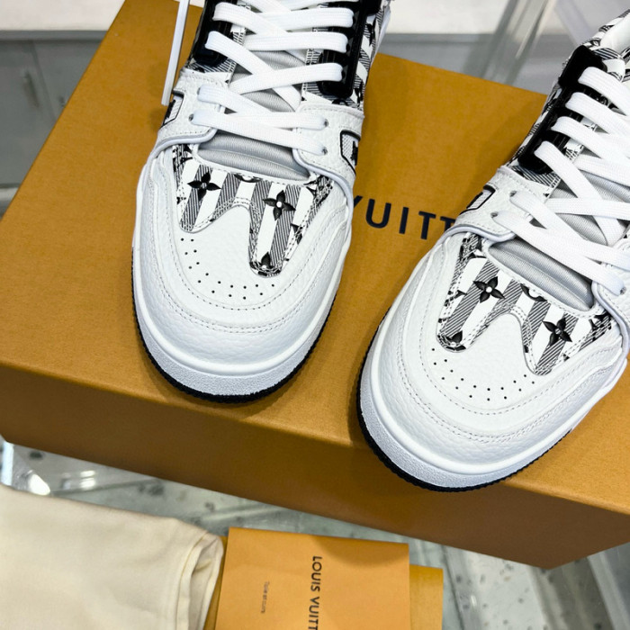 lovt sneaker