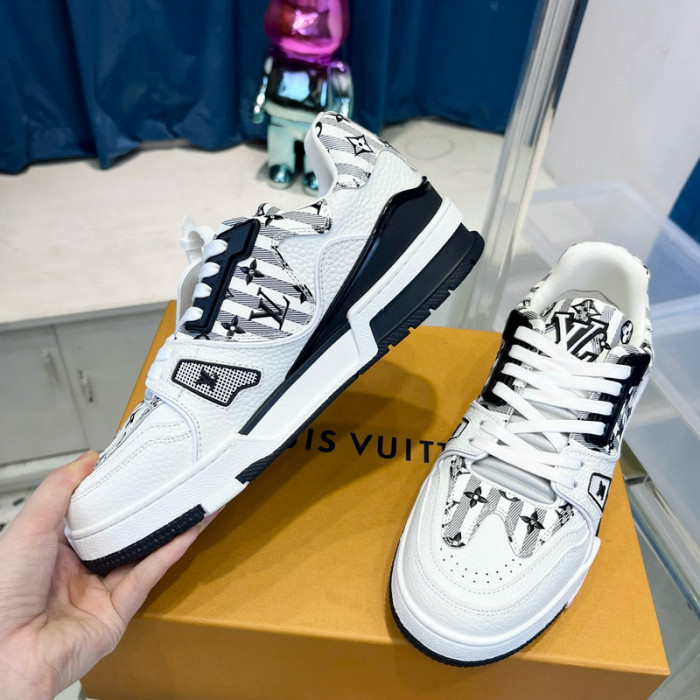 lovt sneaker