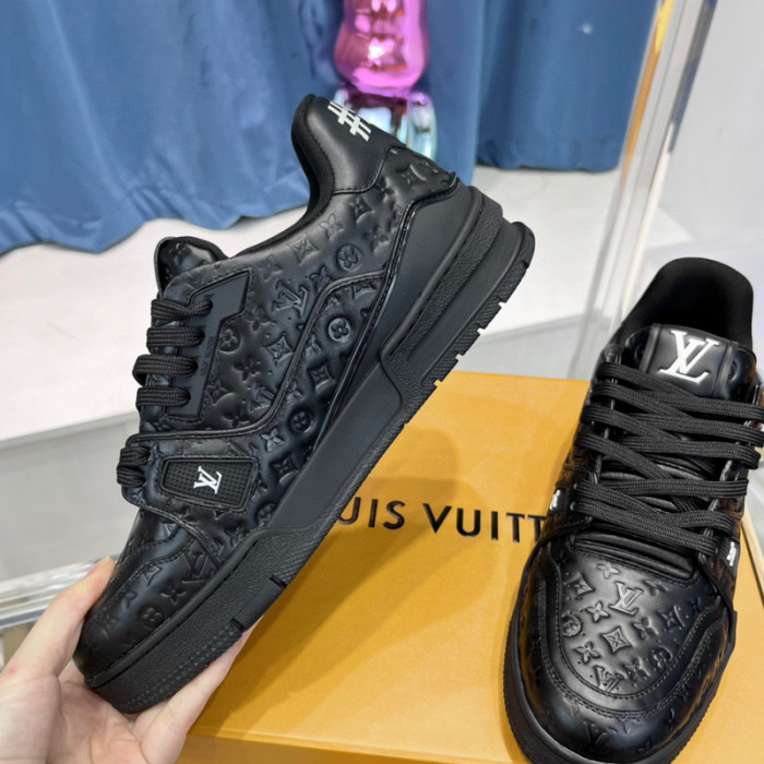 lovt sneaker