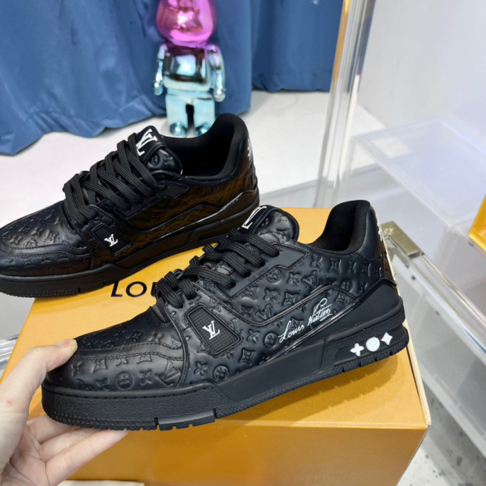 lovt sneaker