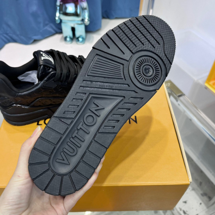 lovt sneaker