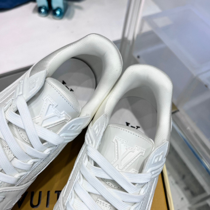 lovt sneaker