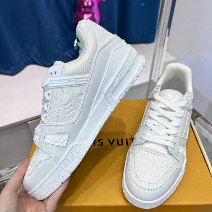 lovt sneaker