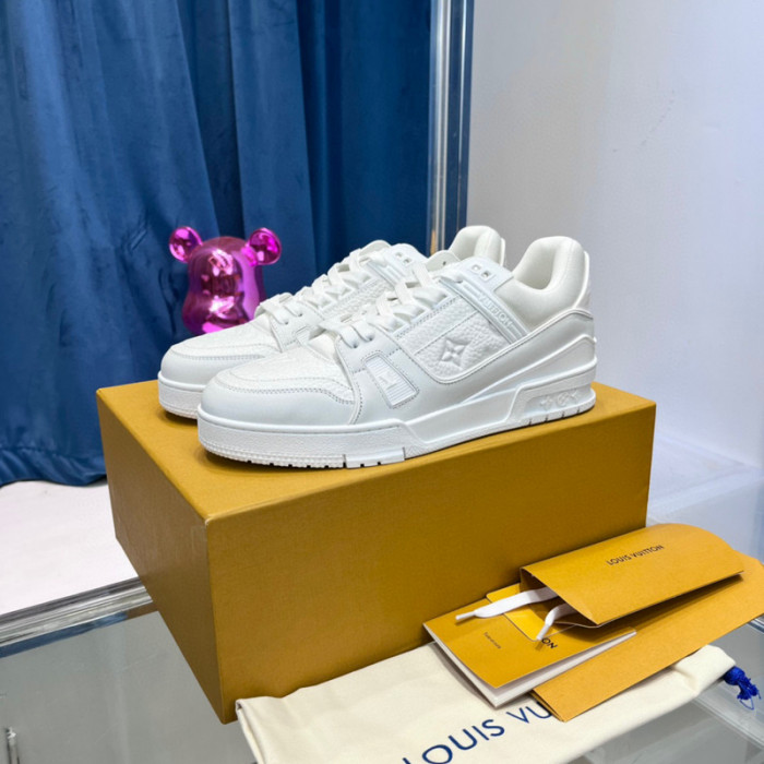 lovt sneaker