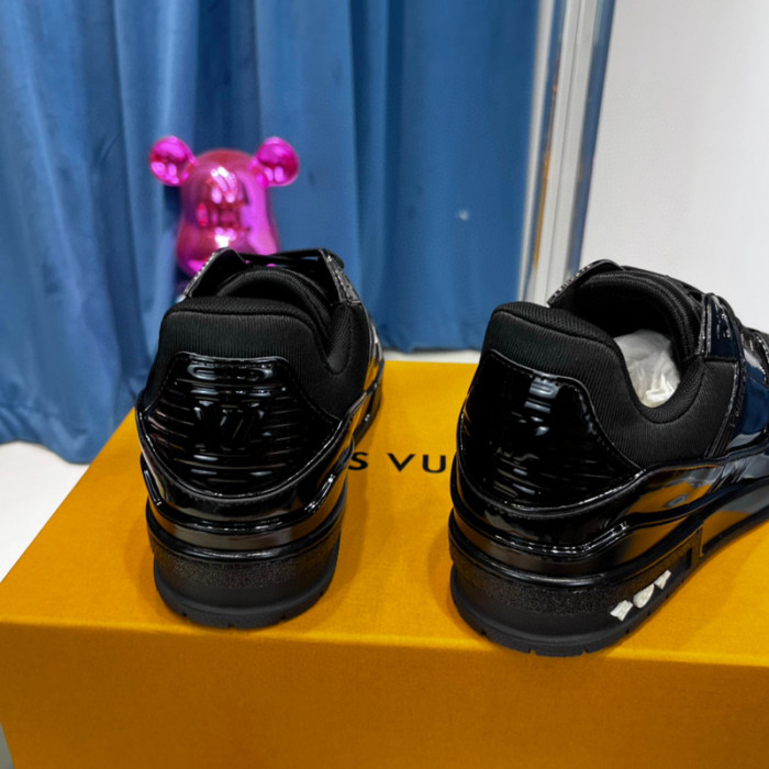 lovt sneaker
