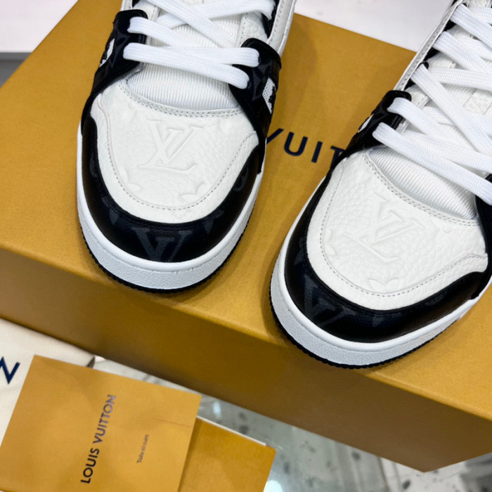 lovt sneaker