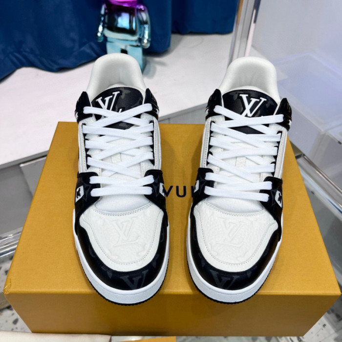 lovt sneaker