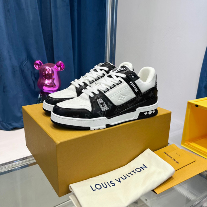 lovt sneaker