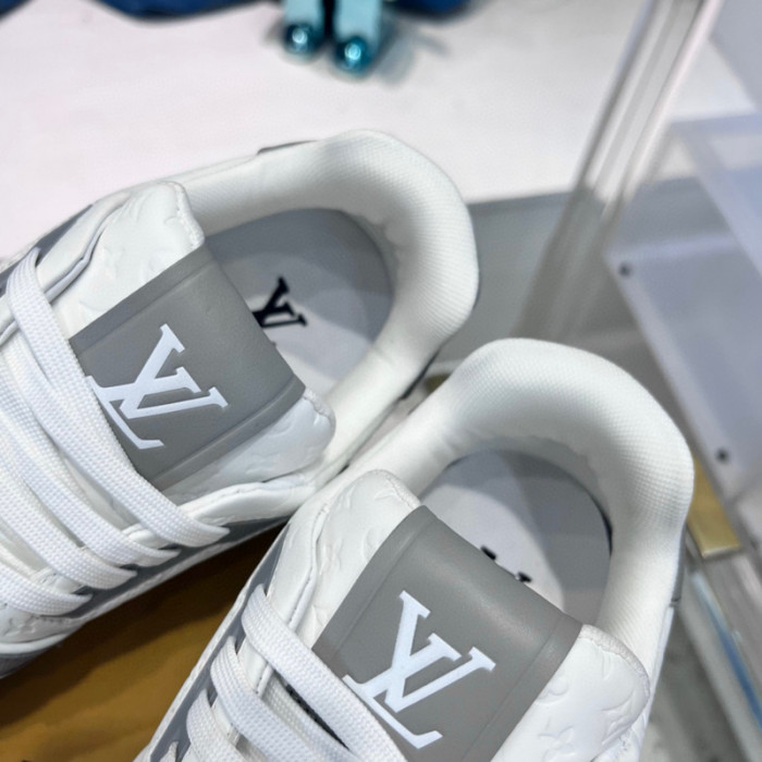lovt sneaker