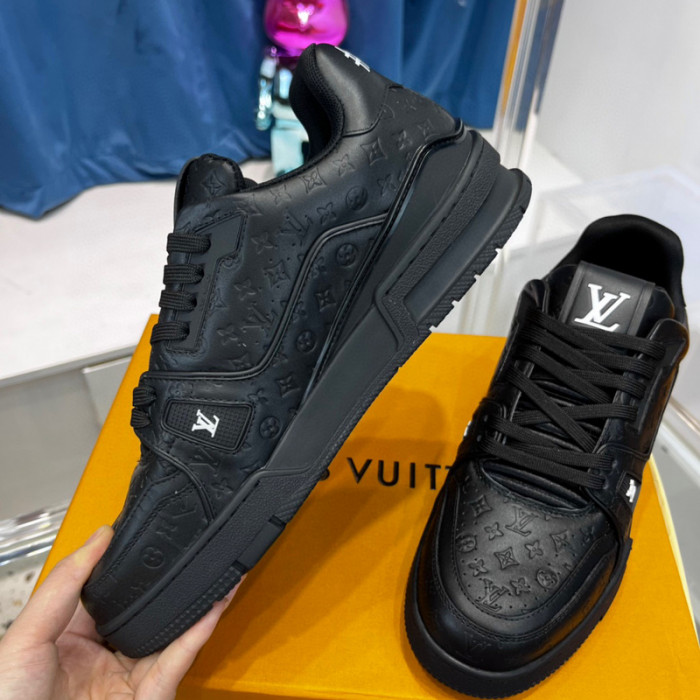 lovt sneaker