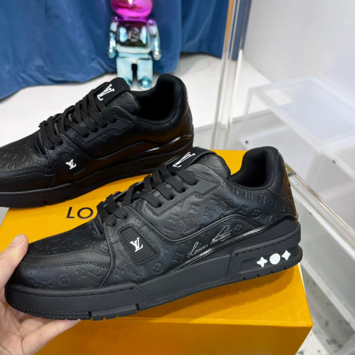 lovt sneaker
