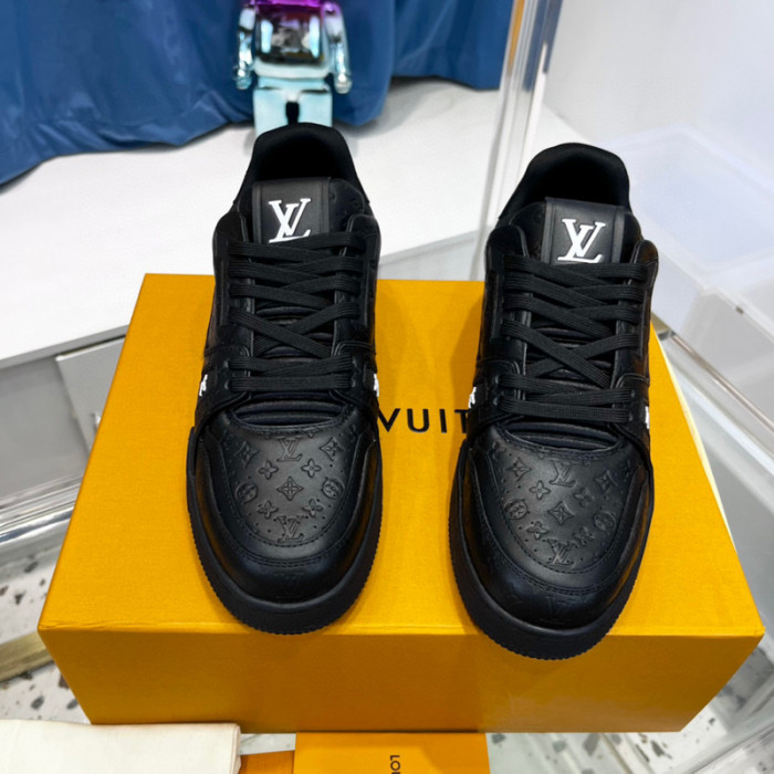 lovt sneaker