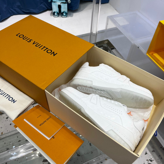 lovt sneaker