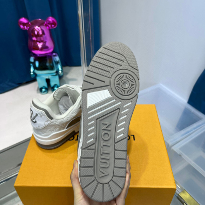 lovt sneaker
