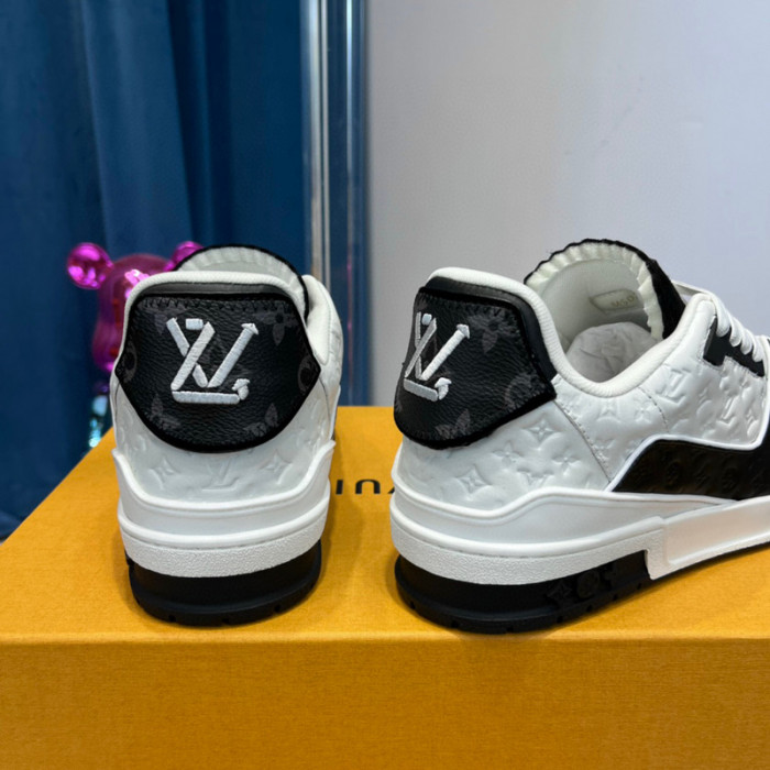 lovt sneaker