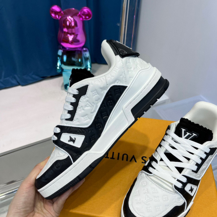 lovt sneaker