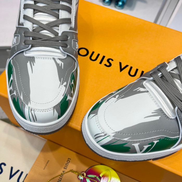 lovt sneaker