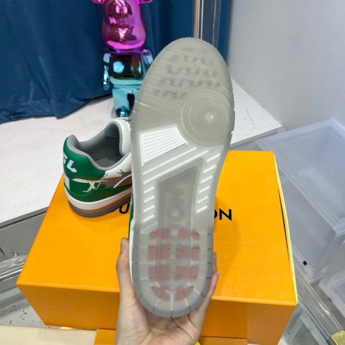 lovt sneaker
