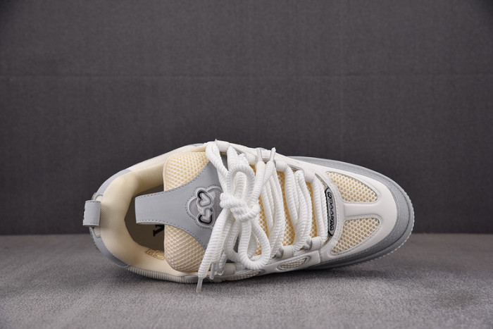 lovt sneaker