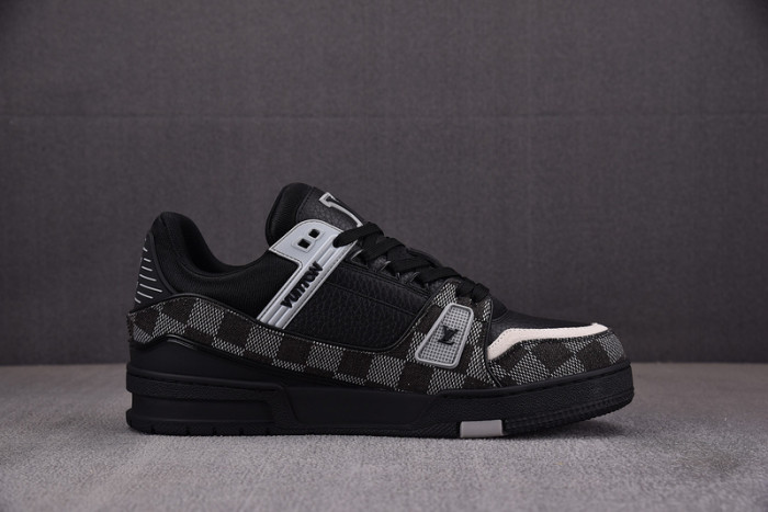 lovt sneaker