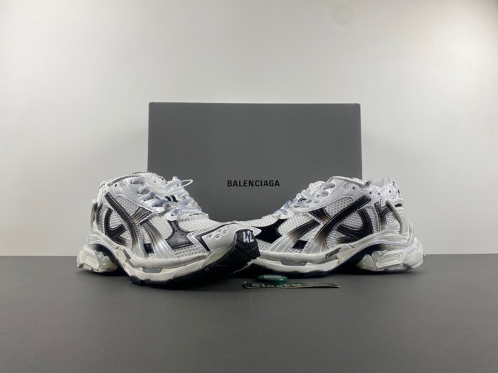bl runner trainers sneakers