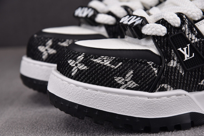 lovt sneaker