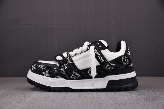 lovt sneaker