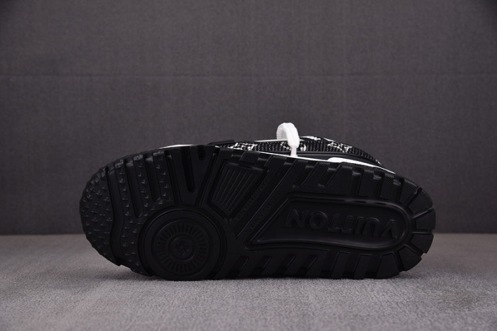 lovt sneaker