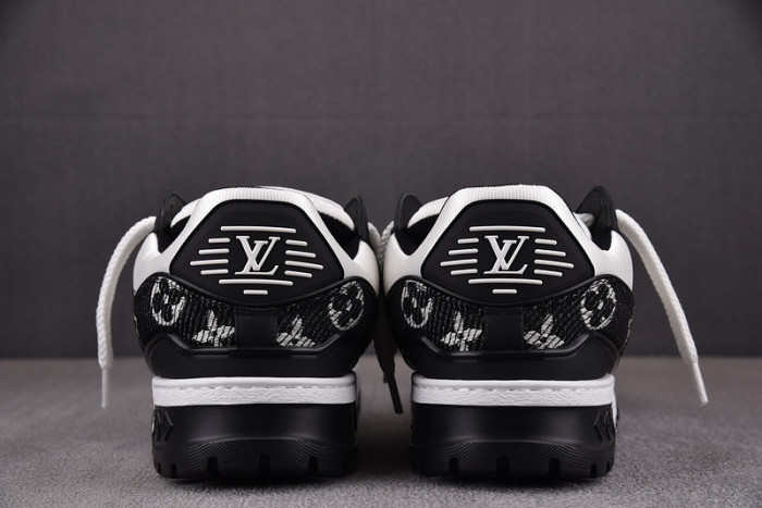 lovt sneaker