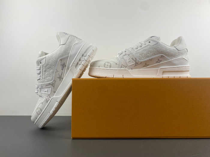 lovt sneaker