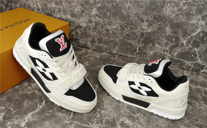 lovt sneaker
