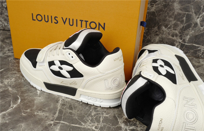 lovt sneaker
