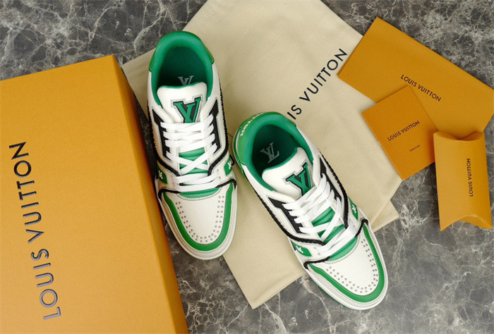 lovt sneaker