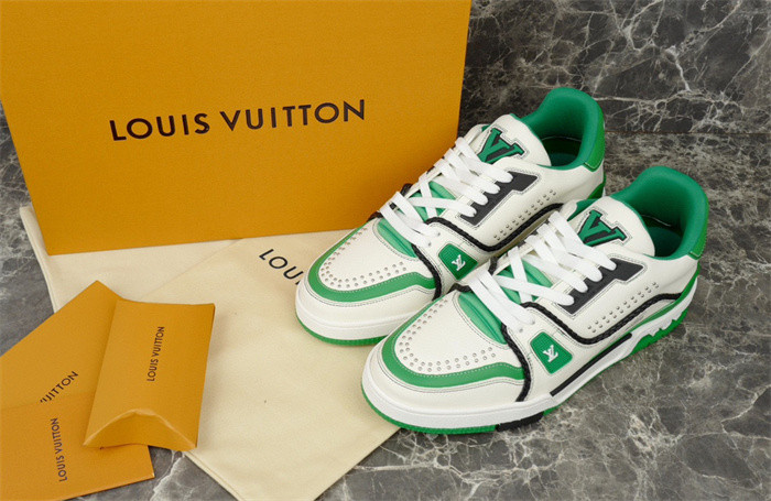 lovt sneaker