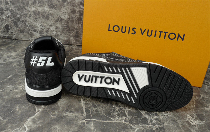 lovt sneaker