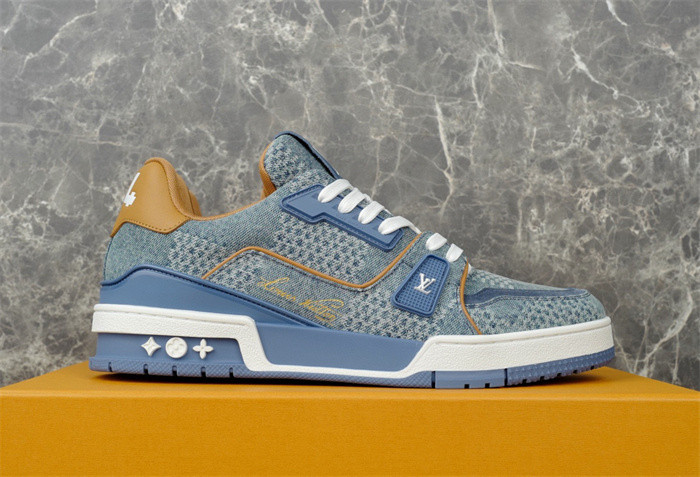lovt sneaker