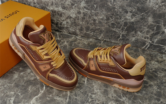 lovt sneaker