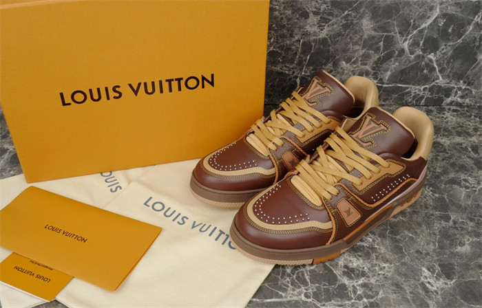lovt sneaker