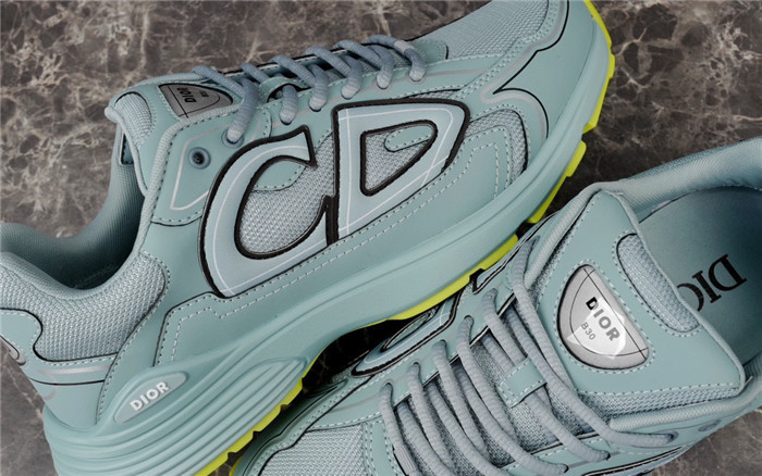 dr b30 trainer sneaker